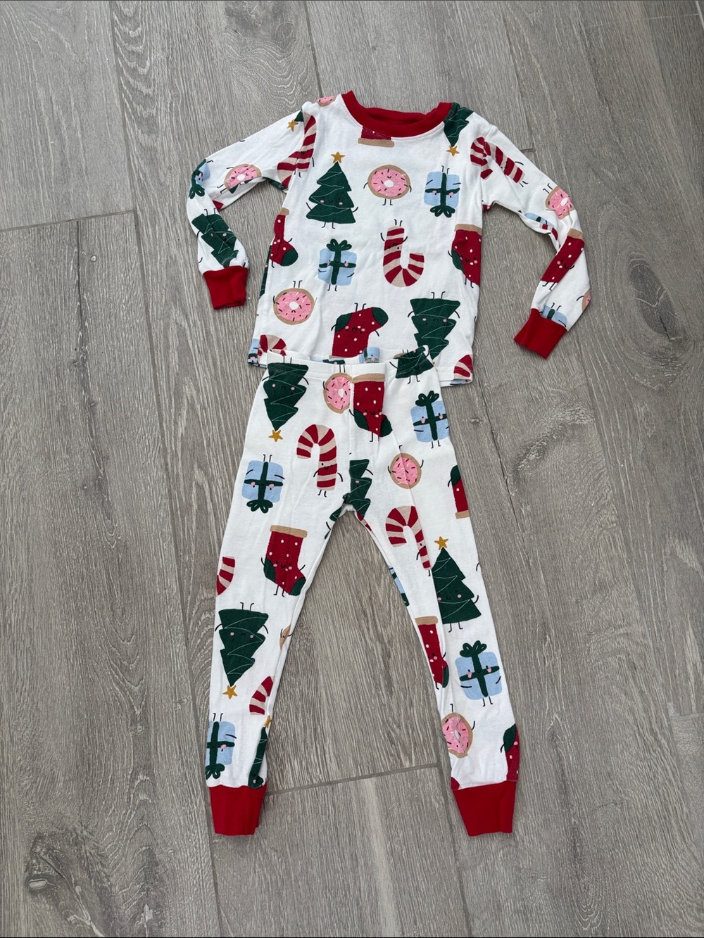 Christmas Pajamas 4T with Tree and Candy Print by Carters